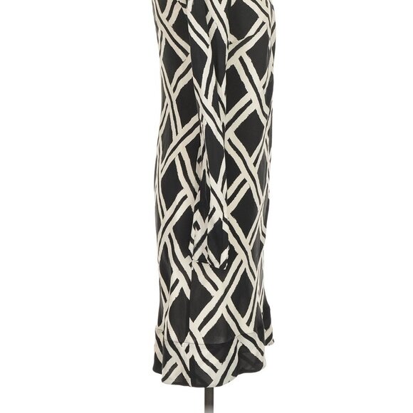 Like New - Excellent condition  Banana Republic Size 6 - Picture 5 of 8